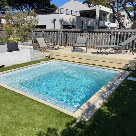 Recampado Les Pieds Dans L'eau Avec Piscine *
